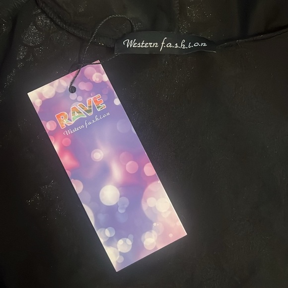 Rainbow Scalloped Holographic Long Vest - Picture 5 of 5